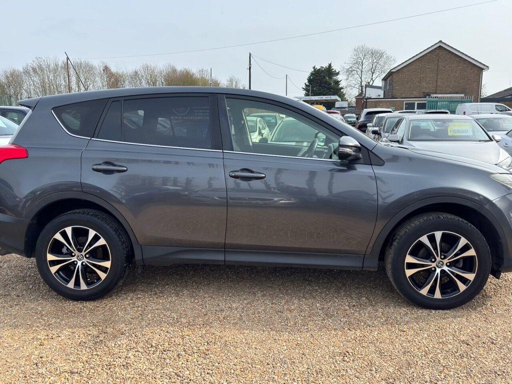 Used Toyota RAV4 2014 for sale - 77967628: Photo 8