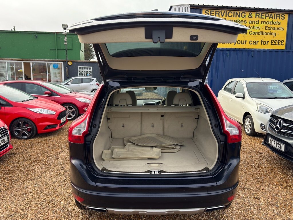 Used Volvo XC60 2016 for sale - 76665668: Photo 13