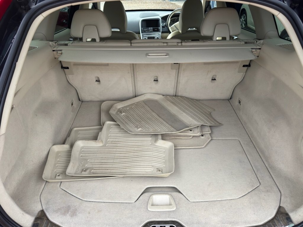 Used Volvo XC60 2016 for sale - 76665668: Photo 14