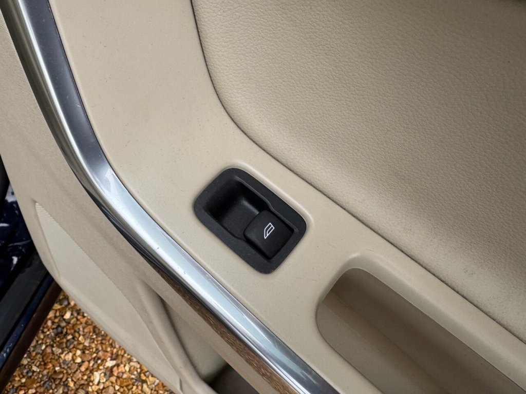 Used Volvo XC60 2016 for sale - 76665668: Photo 33