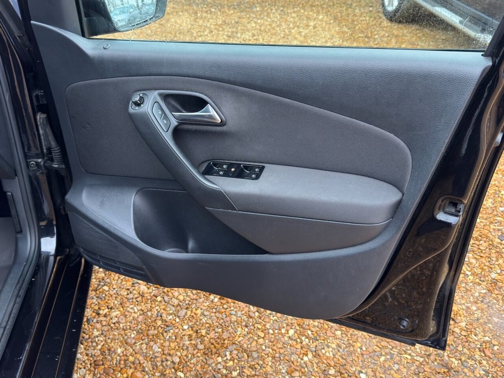 Used Volkswagen Polo 2013 for sale - 77608804: Photo 22