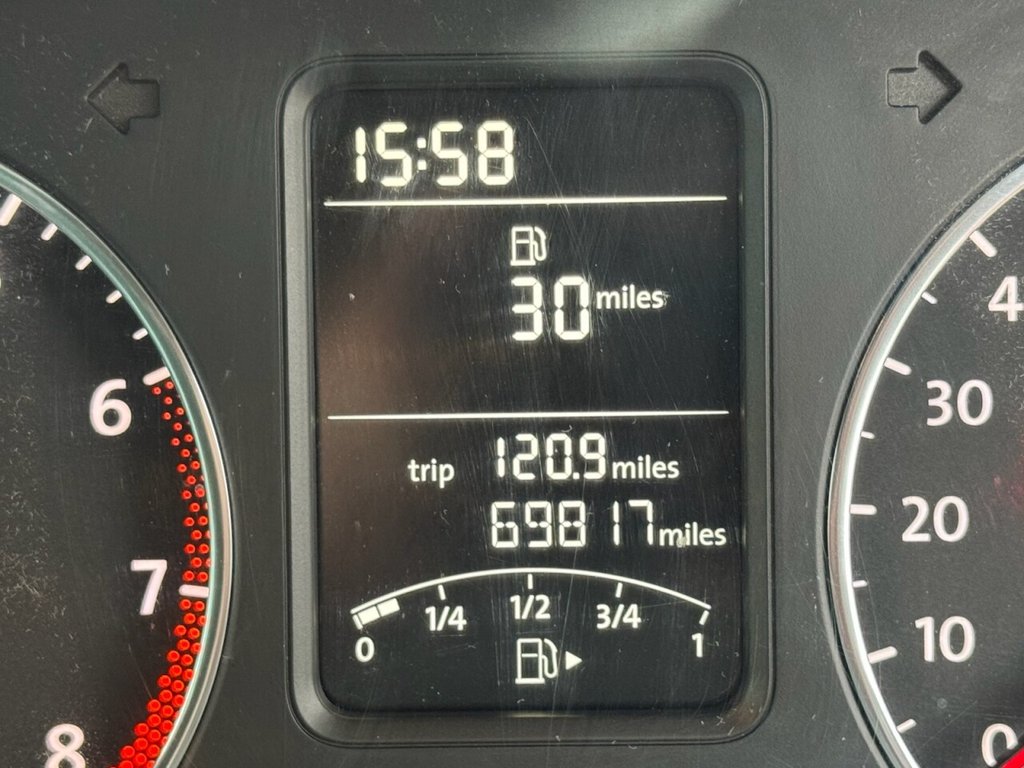 Used Volkswagen Polo 2013 for sale - 77608804: Photo 30