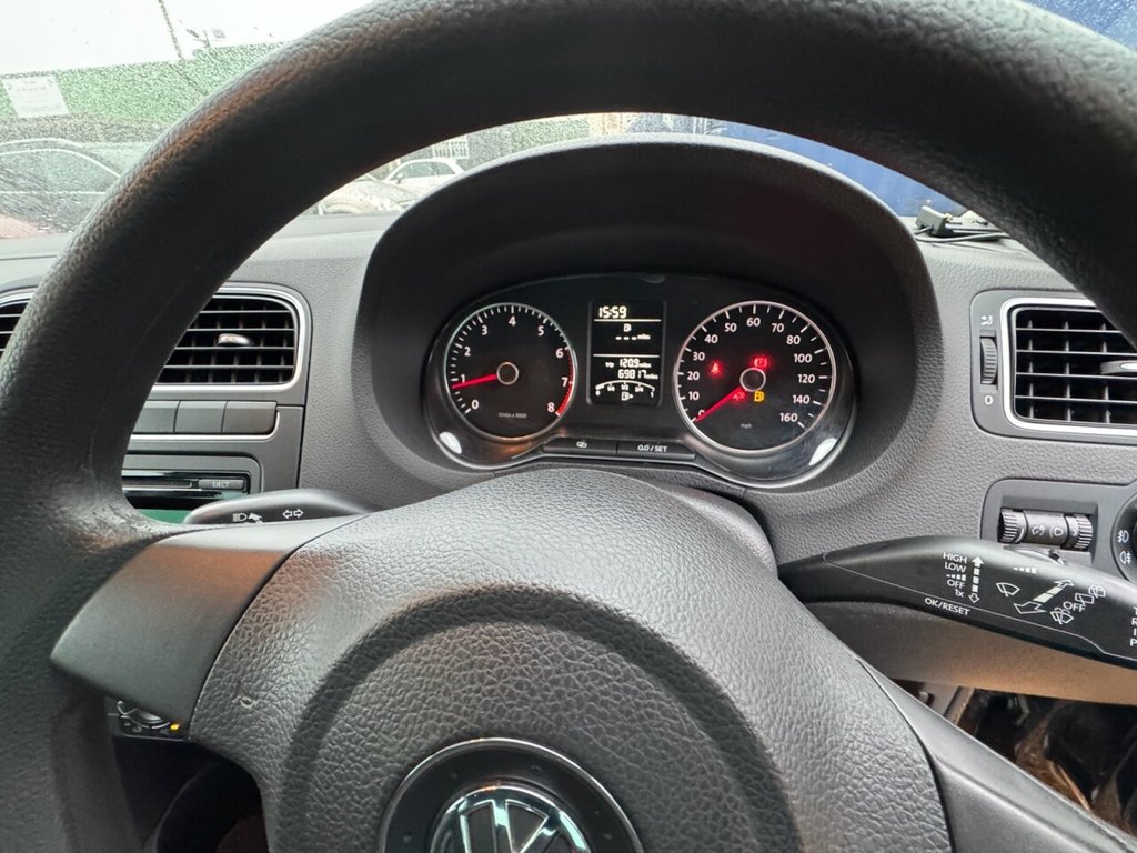 Used Volkswagen Polo 2013 for sale - 77608804: Photo 31