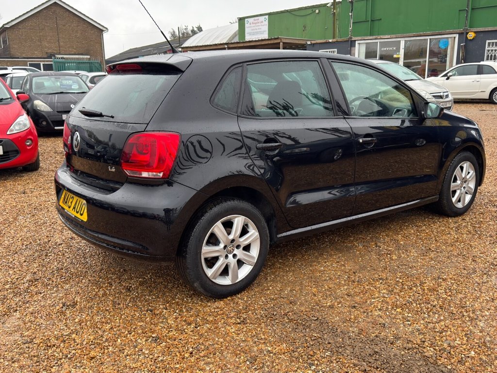 Used Volkswagen Polo 2013 for sale - 77608804: Photo 8