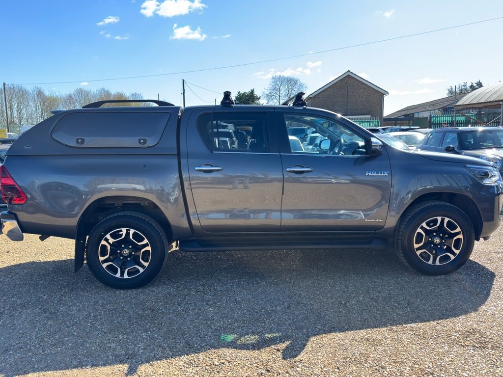 Used Toyota Hilux 2021 for sale - 78030692: Photo 10