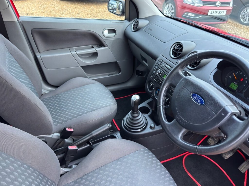 Used Ford Fiesta 2003 for sale - 77327926: Photo 24