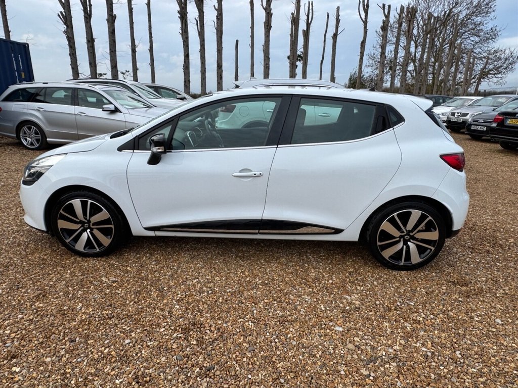 Used Renault Clio 2015 for sale - 76546944: Photo 10