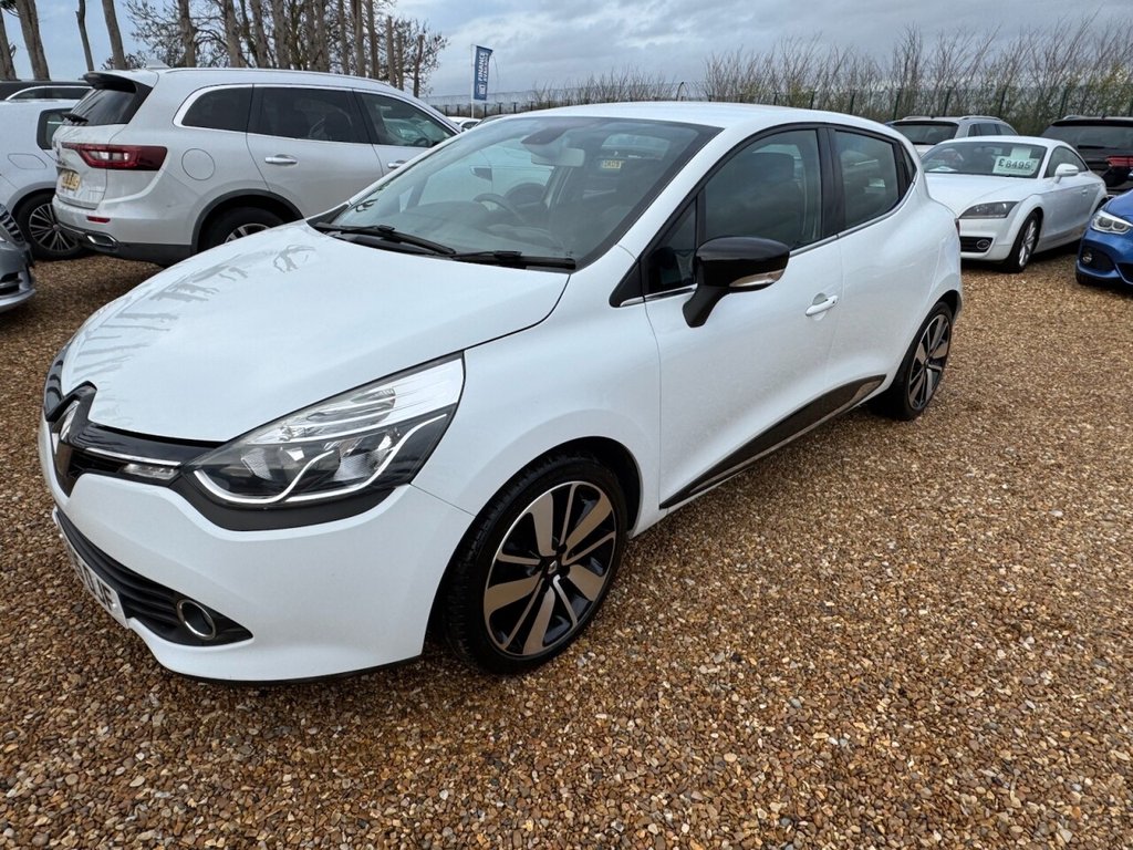 Used Renault Clio 2015 for sale - 76546944: Photo 11