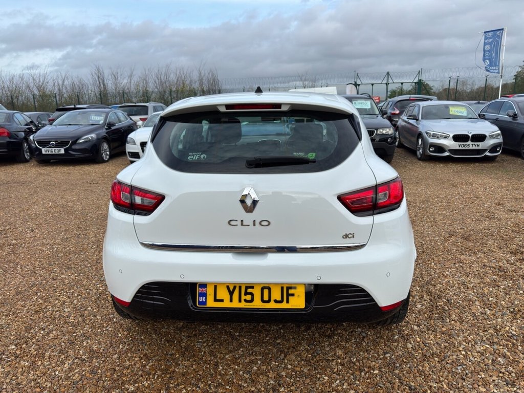 Used Renault Clio 2015 for sale - 76546944: Photo 14