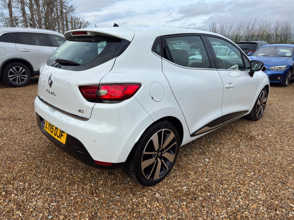 Used Renault Clio 2015 for sale - 76546944: Photo 16