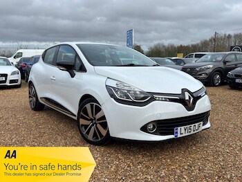 Used Renault Clio 2015 for sale - 76546944: Photo