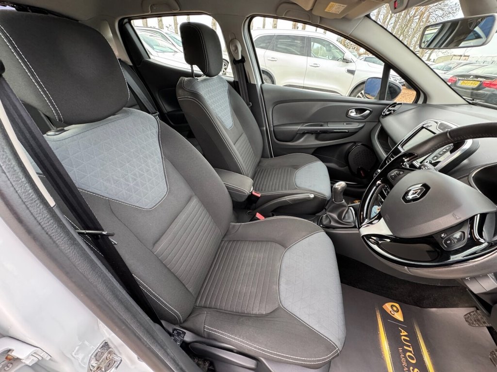 Used Renault Clio 2015 for sale - 76546944: Photo 23