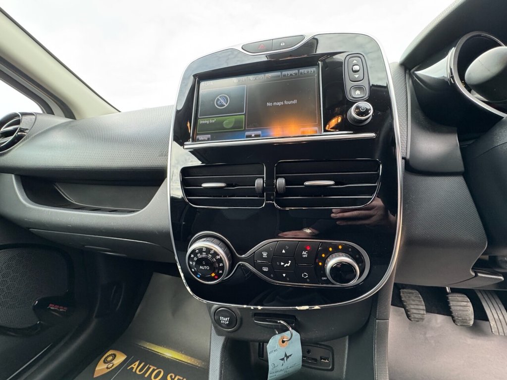 Used Renault Clio 2015 for sale - 76546944: Photo 27
