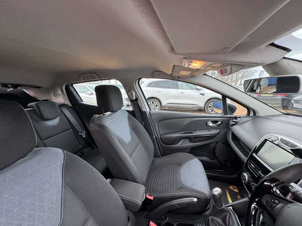 Used Renault Clio 2015 for sale - 76546944: Photo 33