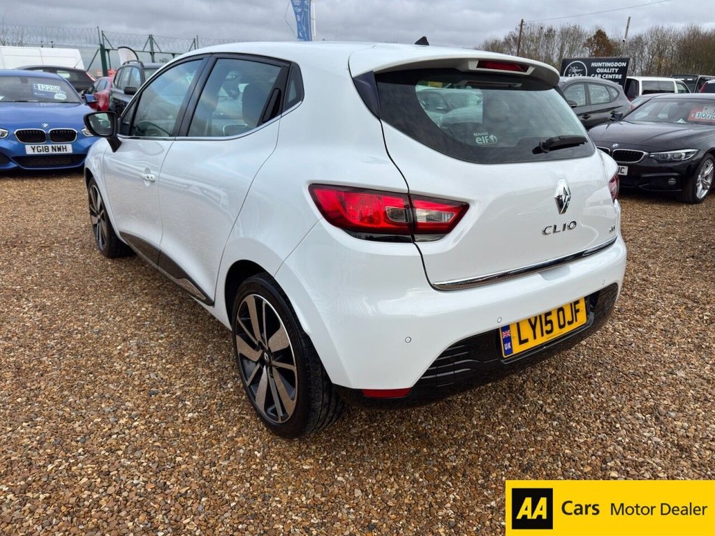 Used Renault Clio 2015 for sale - 76546944: Photo 4