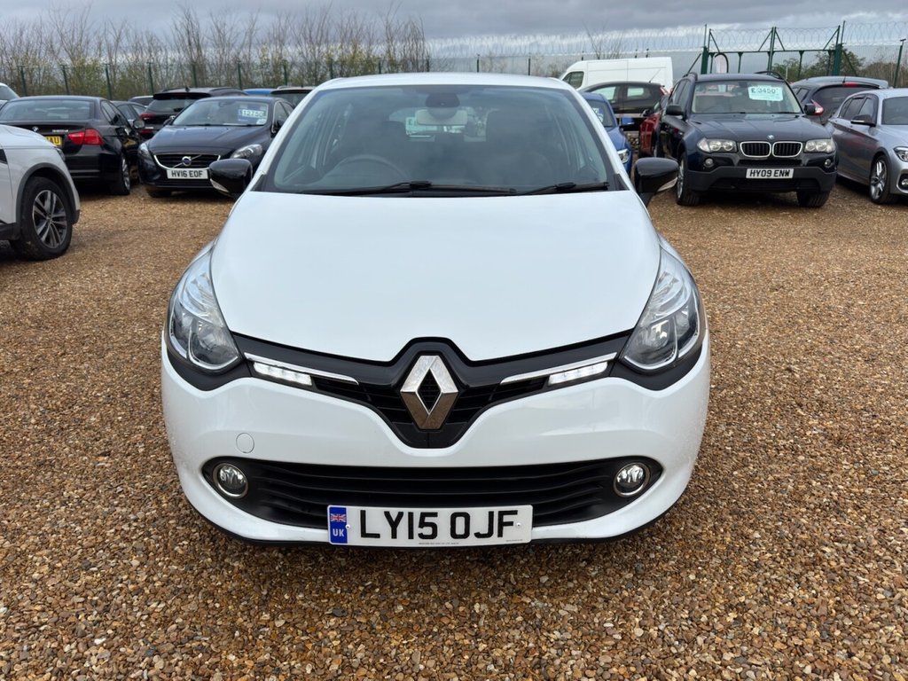 Used Renault Clio 2015 for sale - 76546944: Photo 6