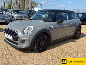 Used MINI Hatch 2018 for sale - 78357971: Photo