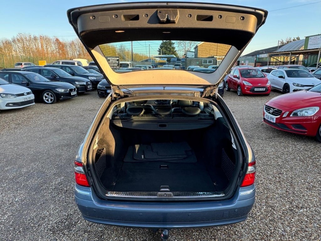 Used Mercedes-Benz E Class 2006 for sale - 78017335: Photo 10