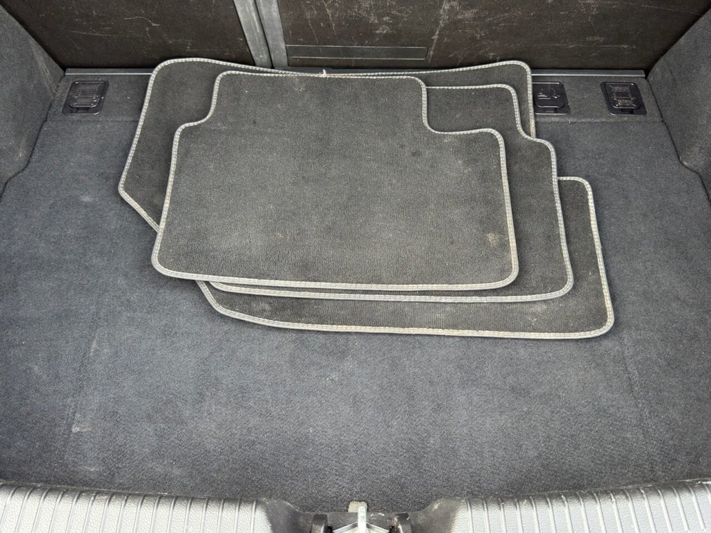 Used Hyundai i30 2015 for sale - 77463892: Photo 12