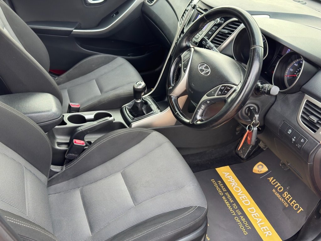 Used Hyundai i30 2015 for sale - 77463892: Photo 14