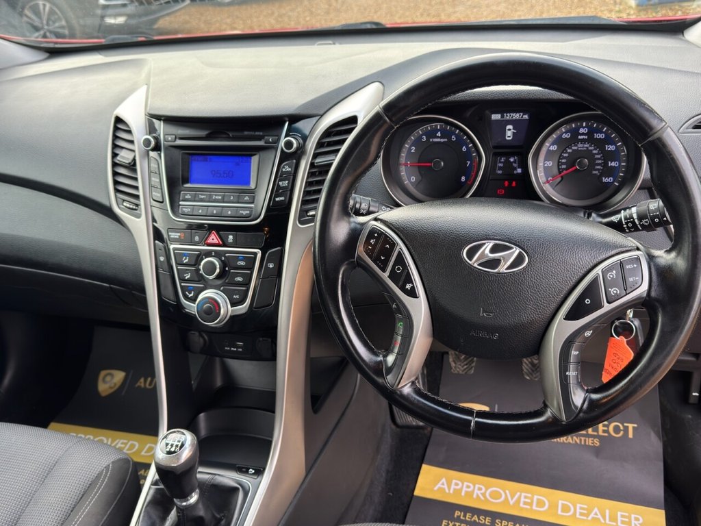 Used Hyundai i30 2015 for sale - 77463892: Photo 22