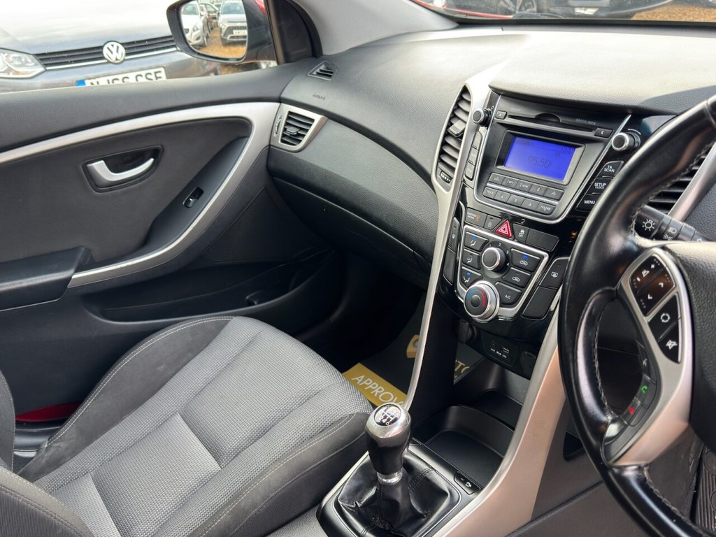 Used Hyundai i30 2015 for sale - 77463892: Photo 27