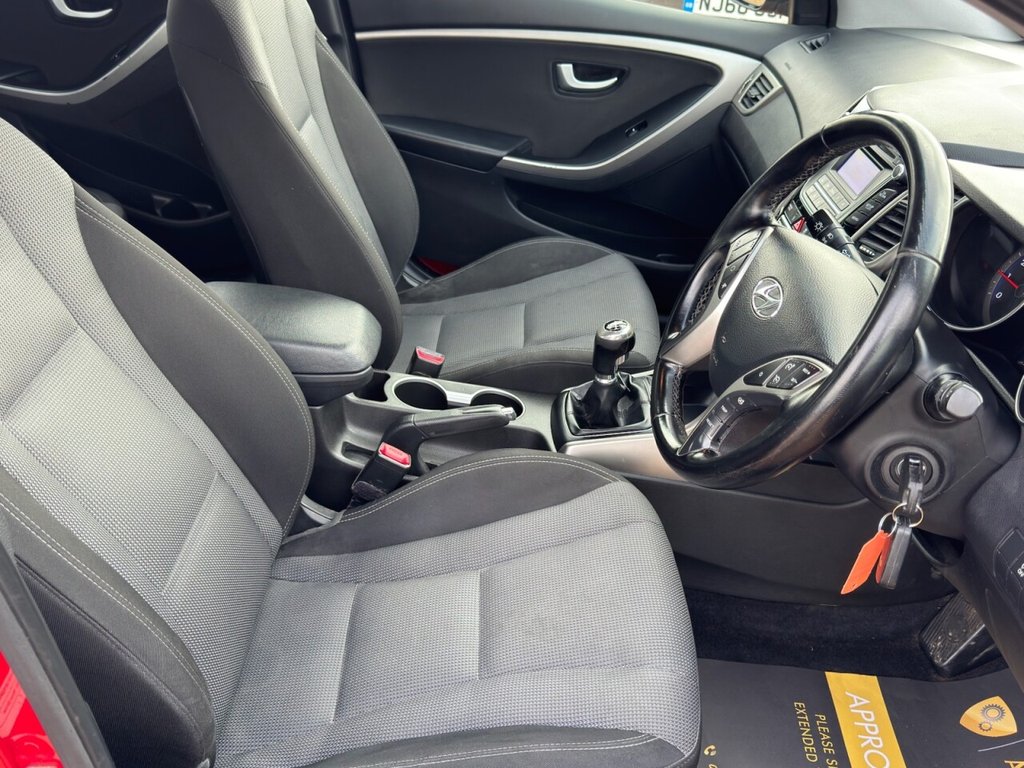 Used Hyundai i30 2015 for sale - 77463892: Photo 28