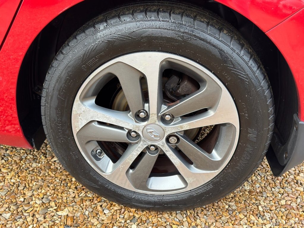 Used Hyundai i30 2015 for sale - 77463892: Photo 33