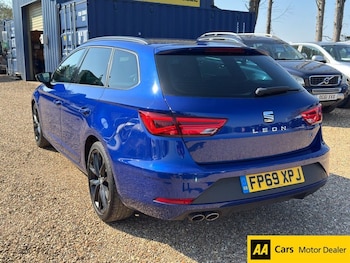 Used SEAT Leon 2019 for sale - 77953197: Photo