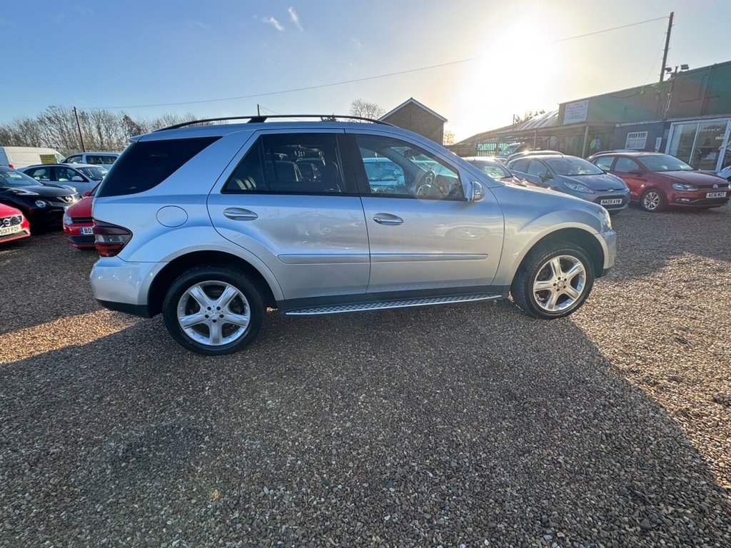 Used Mercedes-Benz M Class 2008 for sale - 77631973: Photo 8