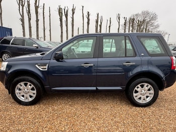 Used Land Rover Freelander 2011 for sale - 77780713: Photo