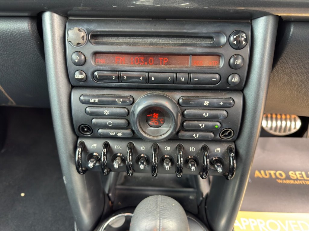 Used MINI Convertible 2007 for sale - 77655267: Photo 12