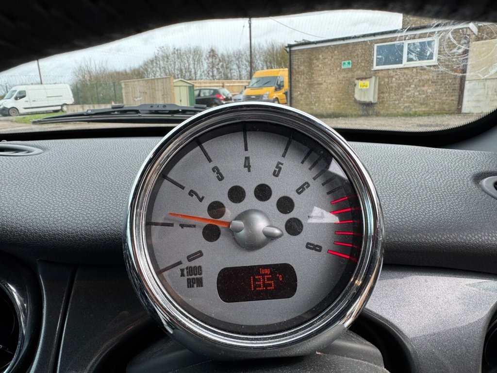 Used MINI Convertible 2007 for sale - 77655267: Photo 14