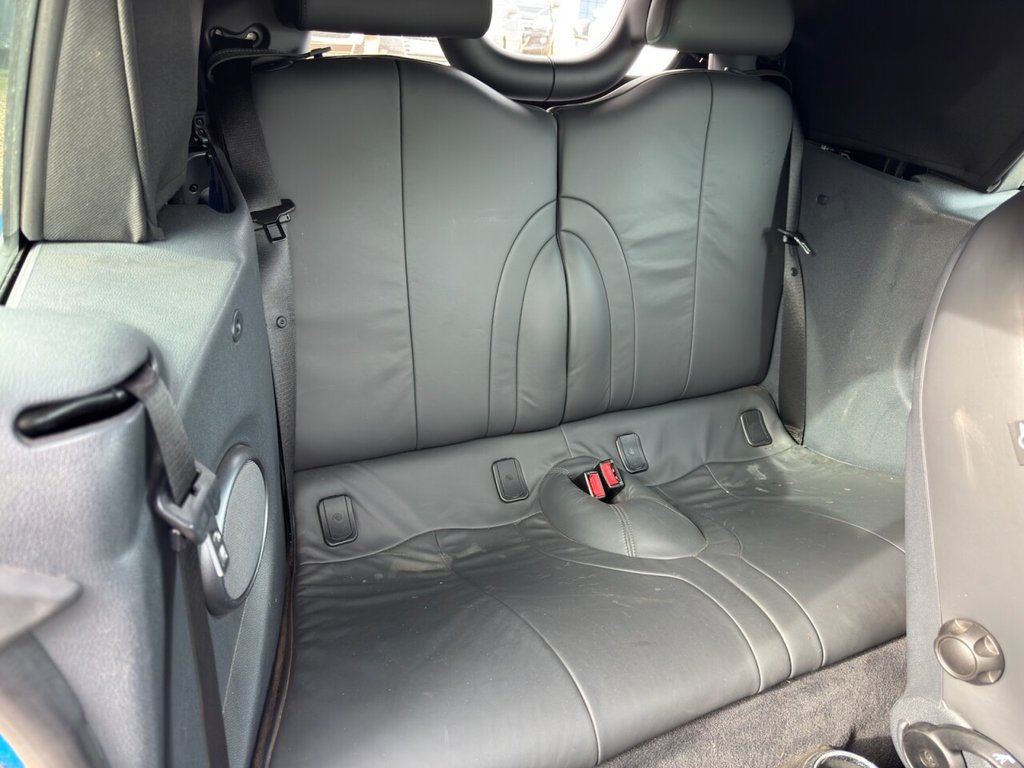 Used MINI Convertible 2007 for sale - 77655267: Photo 17