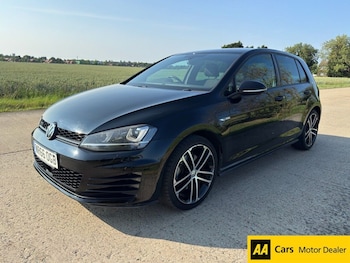 Used Volkswagen Golf 2016 for sale - 74991727: Photo