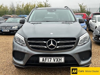 Used Mercedes-Benz GLE 2017 for sale - 76267433: Photo 2