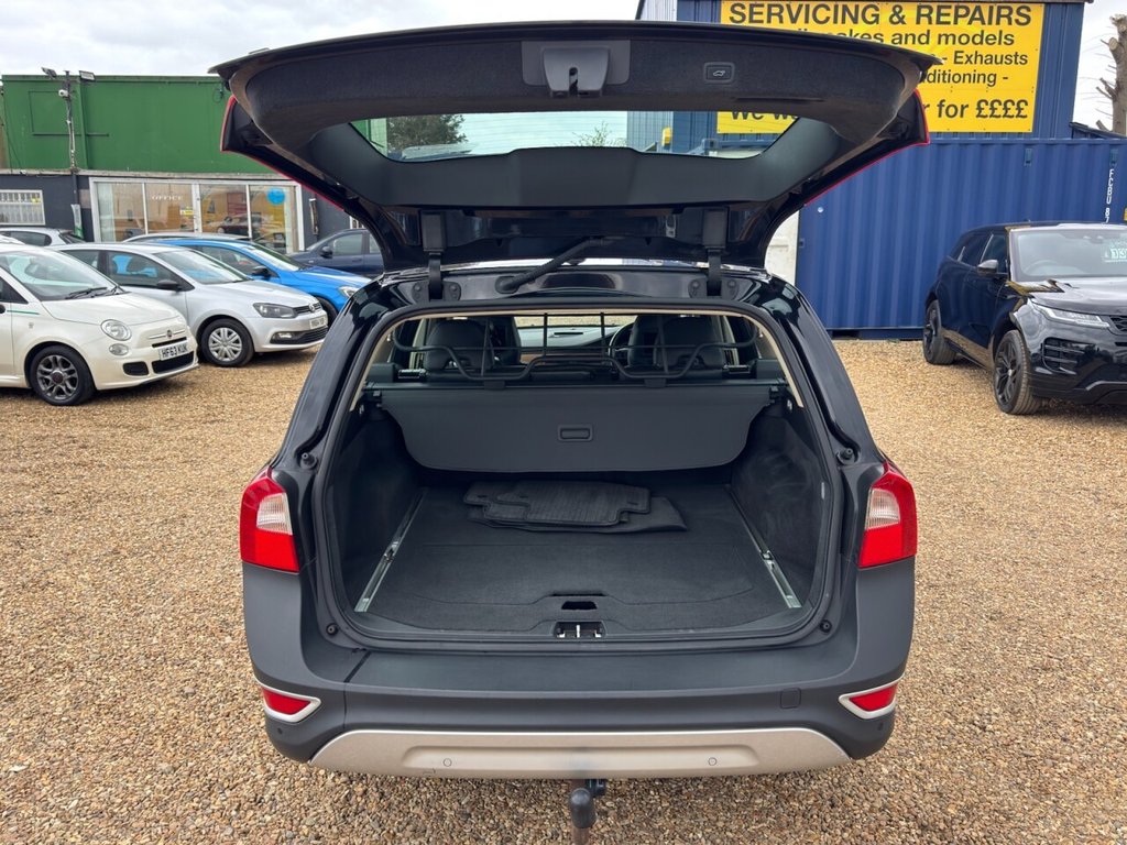 Used Volvo XC70 2008 for sale - 78096861: Photo 12