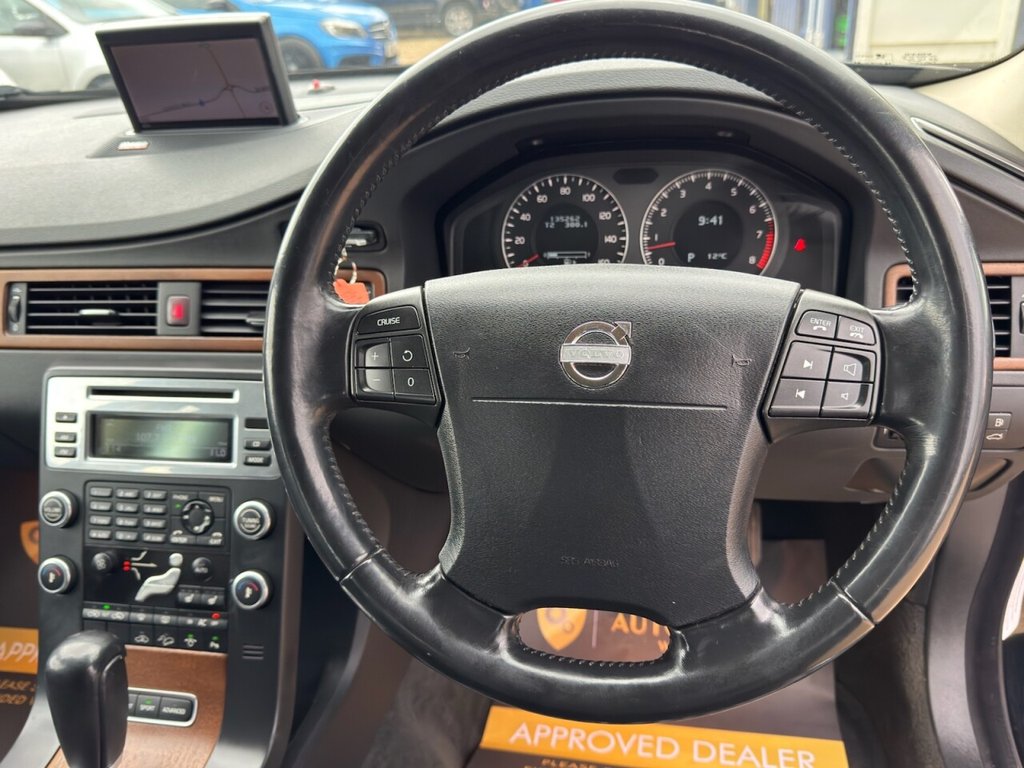 Used Volvo XC70 2008 for sale - 78096861: Photo 24