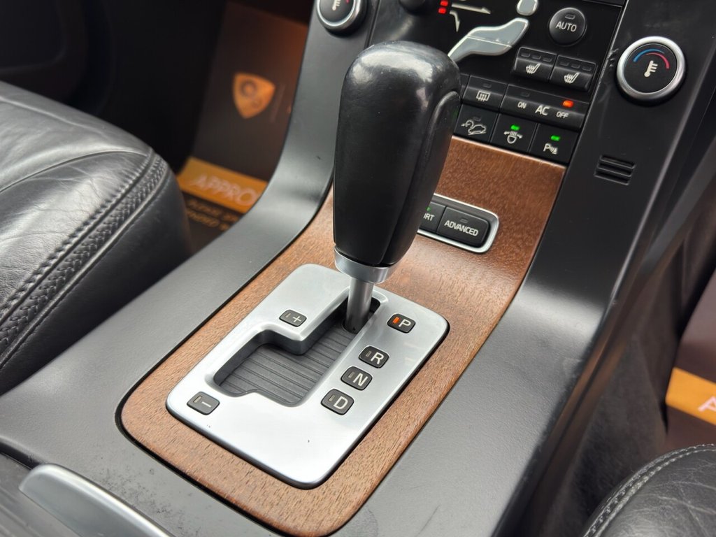 Used Volvo XC70 2008 for sale - 78096861: Photo 31