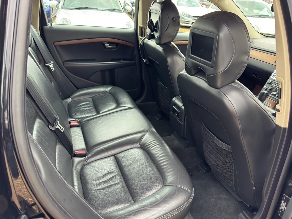 Used Volvo XC70 2008 for sale - 78096861: Photo 38