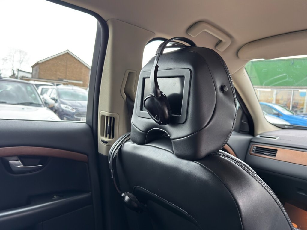 Used Volvo XC70 2008 for sale - 78096861: Photo 40