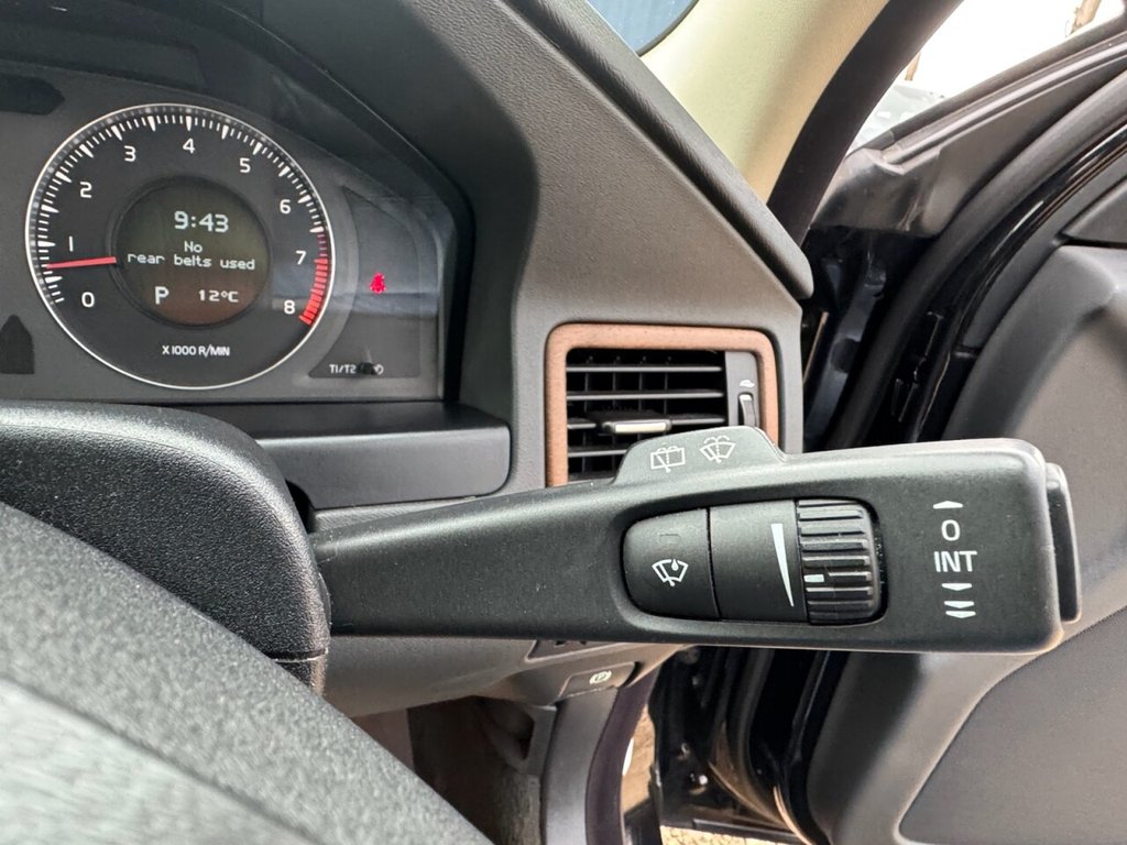 Used Volvo XC70 2008 for sale - 78096861: Photo 46