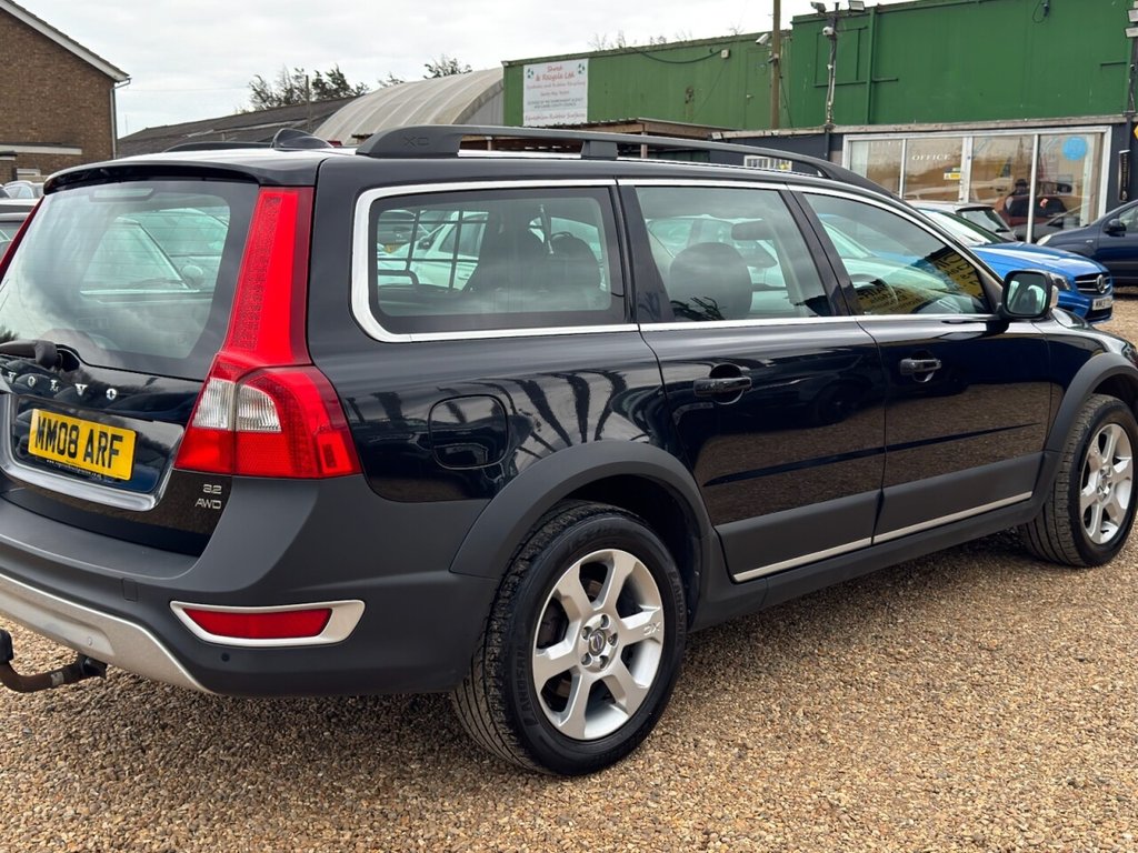 Used Volvo XC70 2008 for sale - 78096861: Photo 8