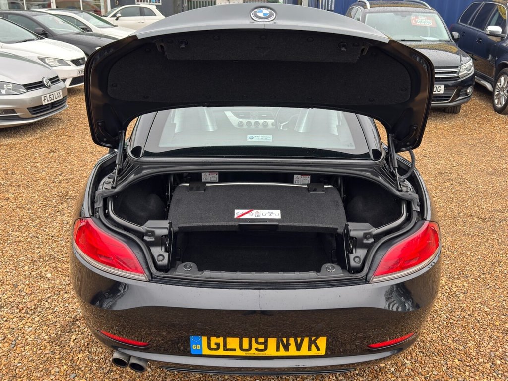 Used BMW Z4 2009 for sale - 77905260: Photo 10