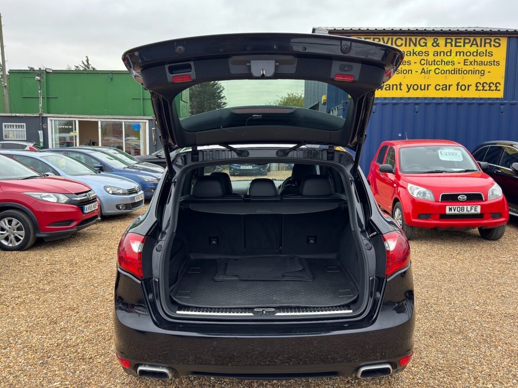 Used Porsche Cayenne 2013 for sale - 76223661: Photo 11