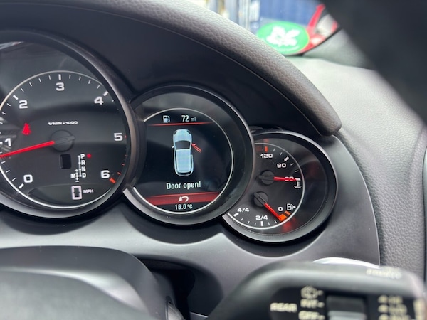 Used Porsche Cayenne 2013 for sale - 76223661: Photo 21