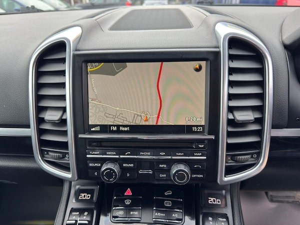 Used Porsche Cayenne 2013 for sale - 76223661: Photo 22