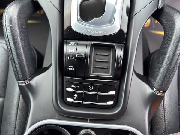 Used Porsche Cayenne 2013 for sale - 76223661: Photo 24