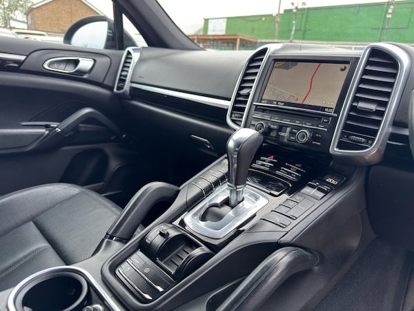 Used Porsche Cayenne 2013 for sale - 76223661: Photo 29