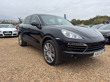 Used Porsche Cayenne 2013 for sale - 76223661: Photo 2